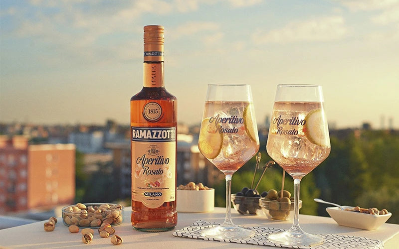 ¿Con qué espumante se hace el Ramazzotti?