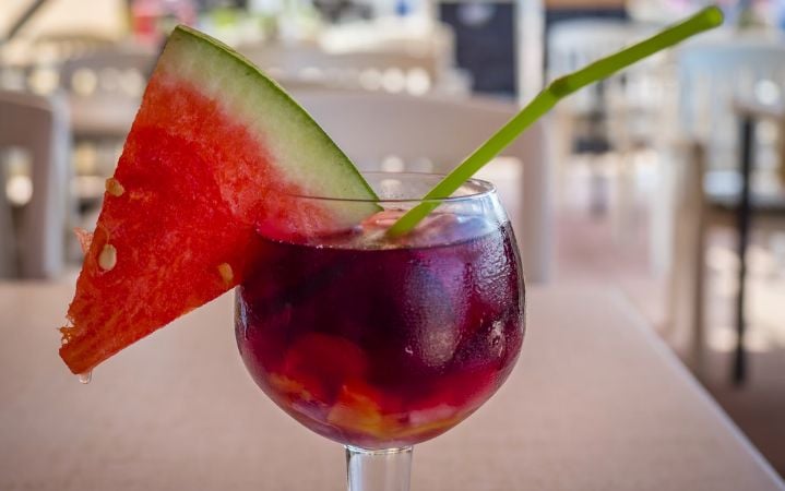 Tinto de Verano: Receta Fácil y Rápida