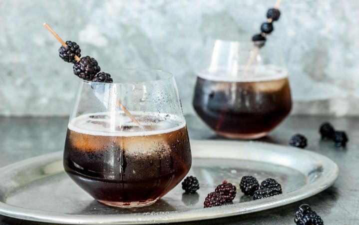 Los 5 tragos con champagne más populares en Chile