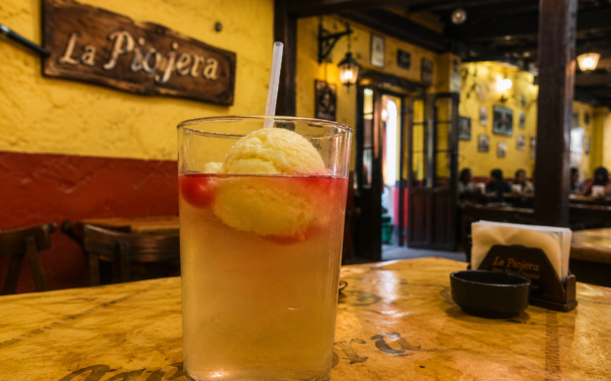 Terremoto: la receta del trago más chileno paso a paso