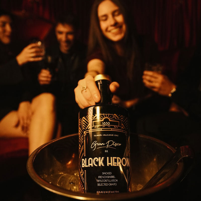 Pisco Black Heron Bot 700cc - Descorcha