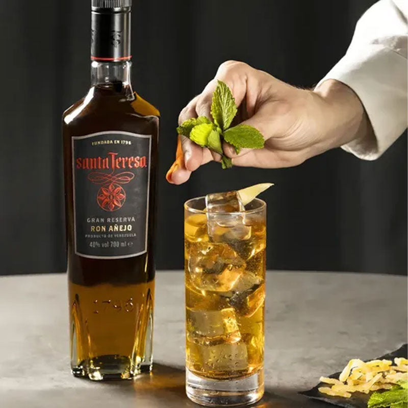 Ron Santa Teresa Añejo - Descorcha
