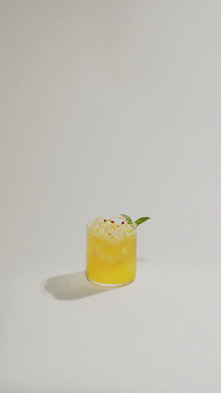 Cargar vídeo: Gin The Botanist Escoces