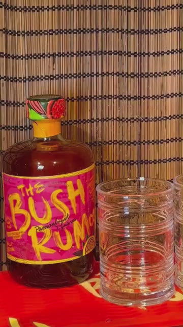 Cargar vídeo: The Bush Rum Passionfrut y Guayaba